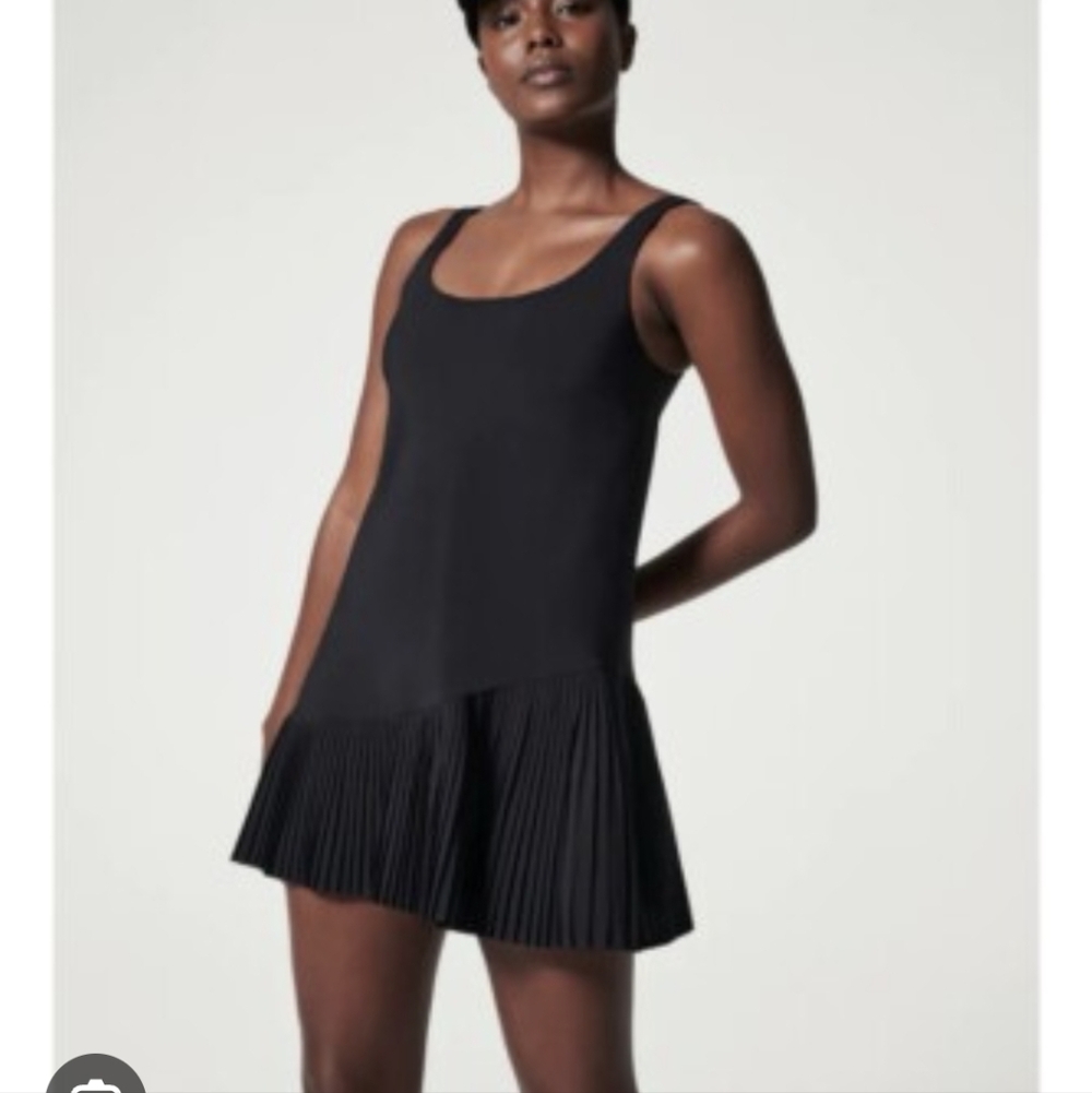 SPANX Black Sleeveless Pleated-Hem Mini Dress